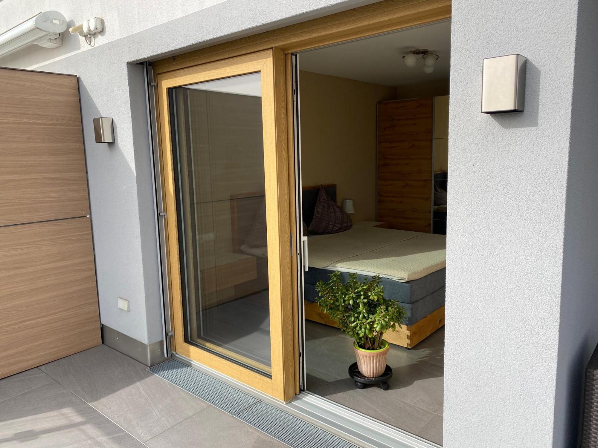 Penthouse-Appartement mit Alpenblick Friedrichshafen Exterior foto