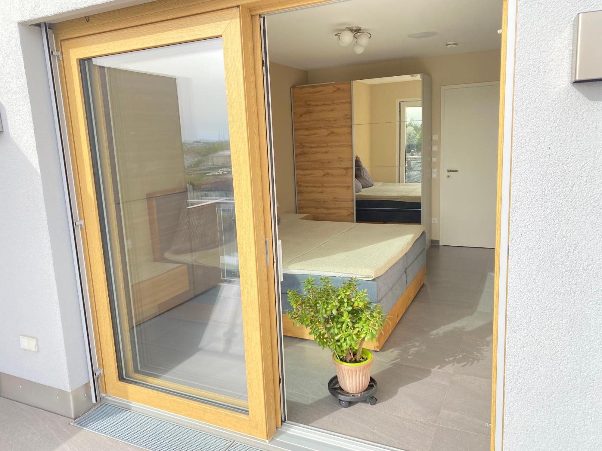 Penthouse-Appartement mit Alpenblick Friedrichshafen Exterior foto
